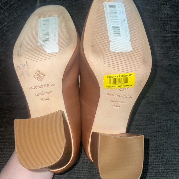 Antonio Melani Women's Brown
Leather Oxford Heels 6.5 - Picture 7 of 7